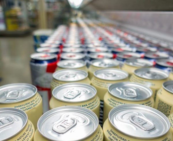 aluminum cans on the market