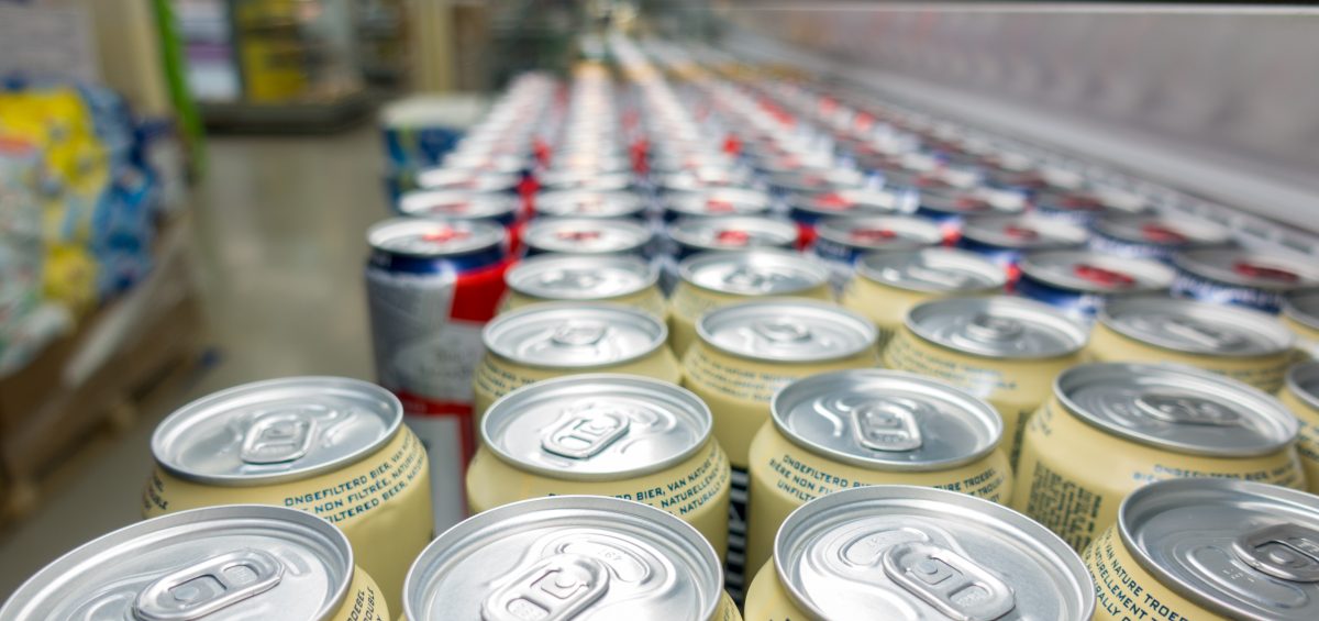aluminum cans on the market